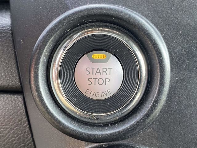 Used 2023 Nissan Titan PRO-4X image 30