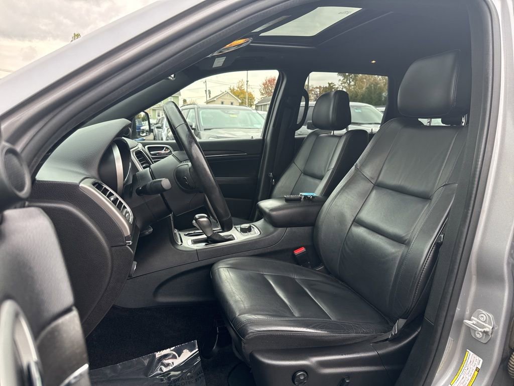 Used 2018 Jeep Grand Cherokee Limited image 14