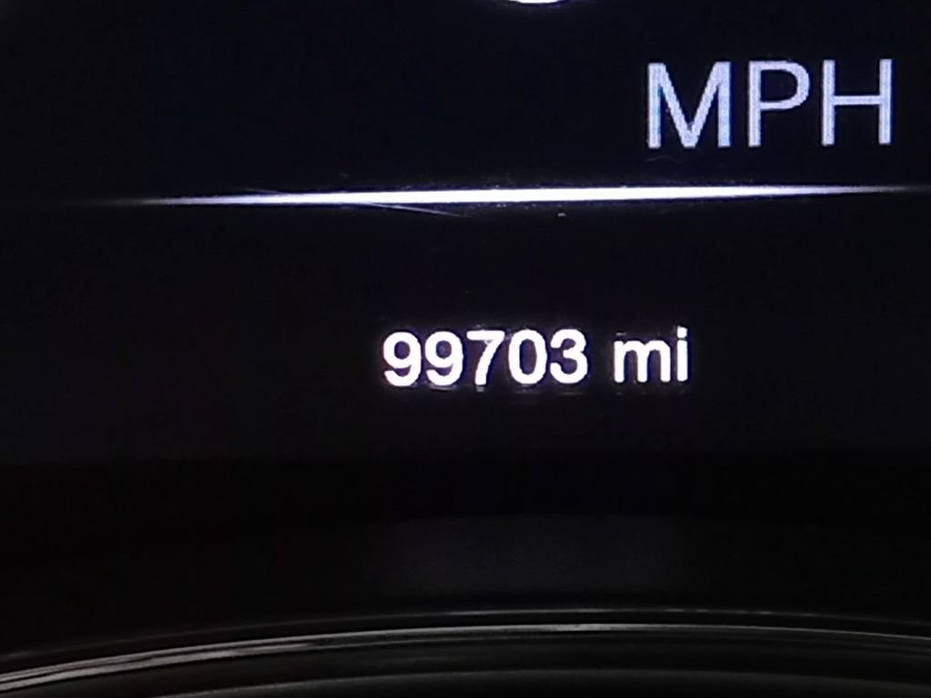 Used 2019 Jeep Grand Cherokee Laredo AWD/4WD image 19