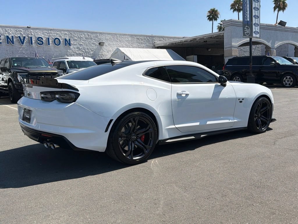 Used 2022 Chevrolet Camaro SS RWD image 13