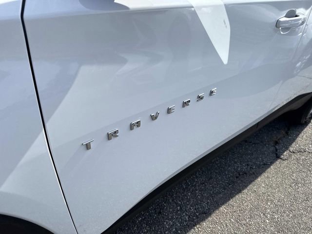 Used 2021 Chevrolet Traverse LT image 14