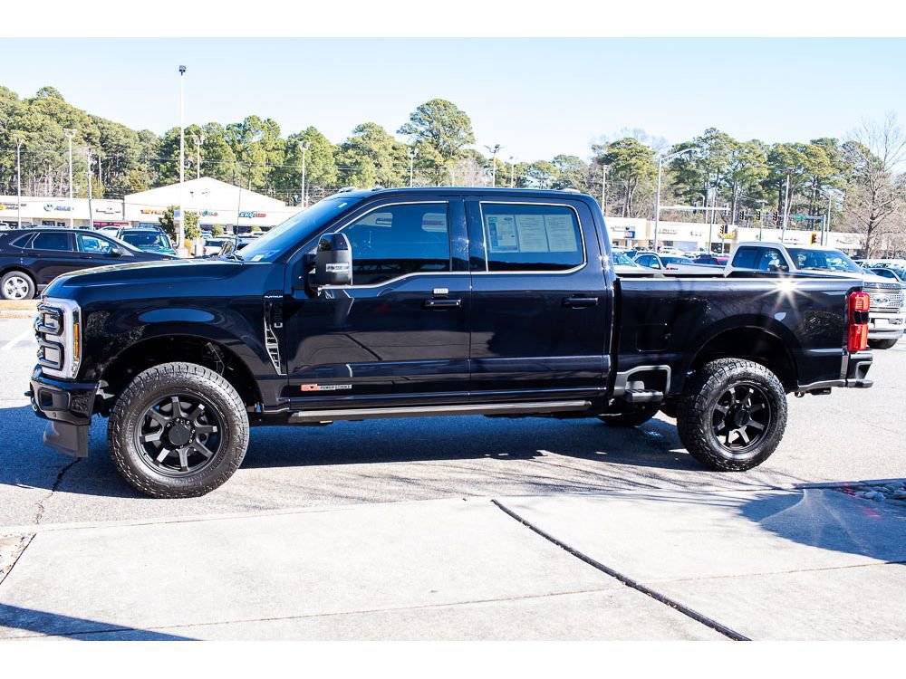 Certified 2025 Ford F350 Platinum w/ FX4 Off-Road Package image 3