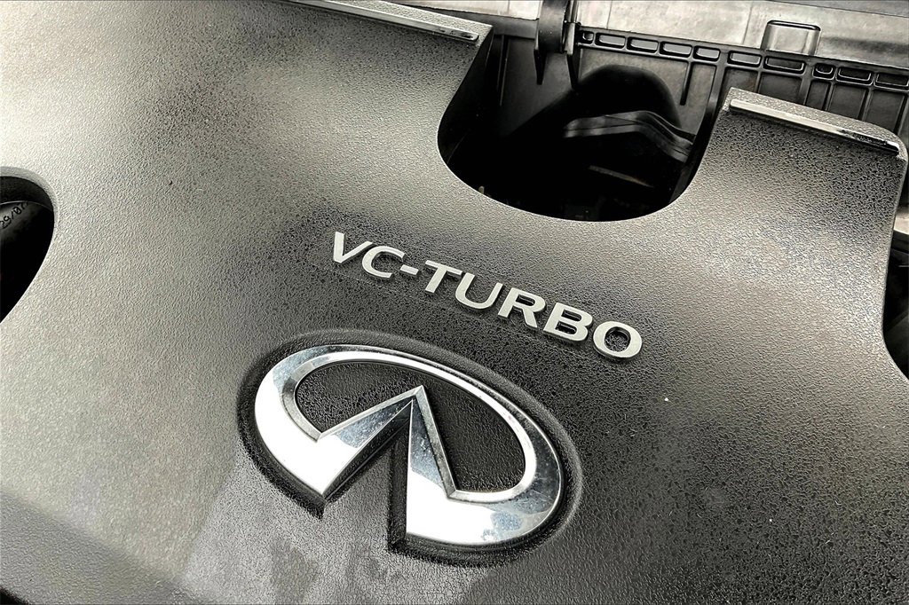 Used 2021 INFINITI QX50 Luxe w/ Appearance Package image 32