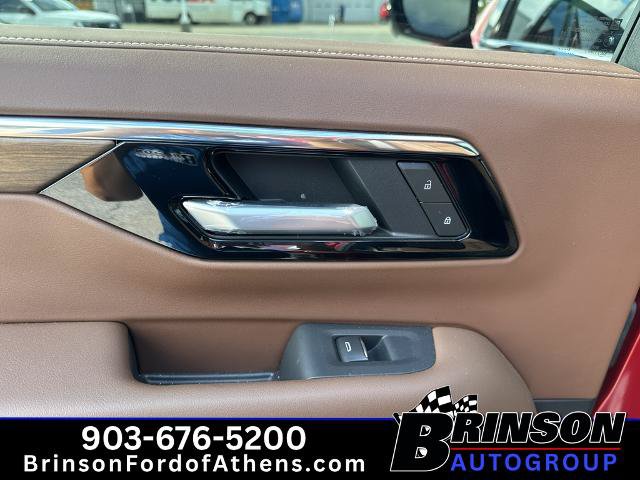Used 2026 Chevrolet Tahoe High Country AWD/4WD image 22
