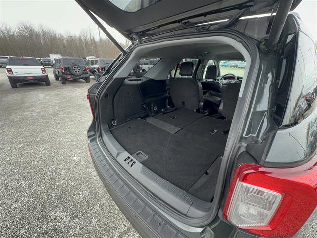 Certified 2023 Ford Explorer XLT w/ Equipment Group 202A AWD/4WD image 9