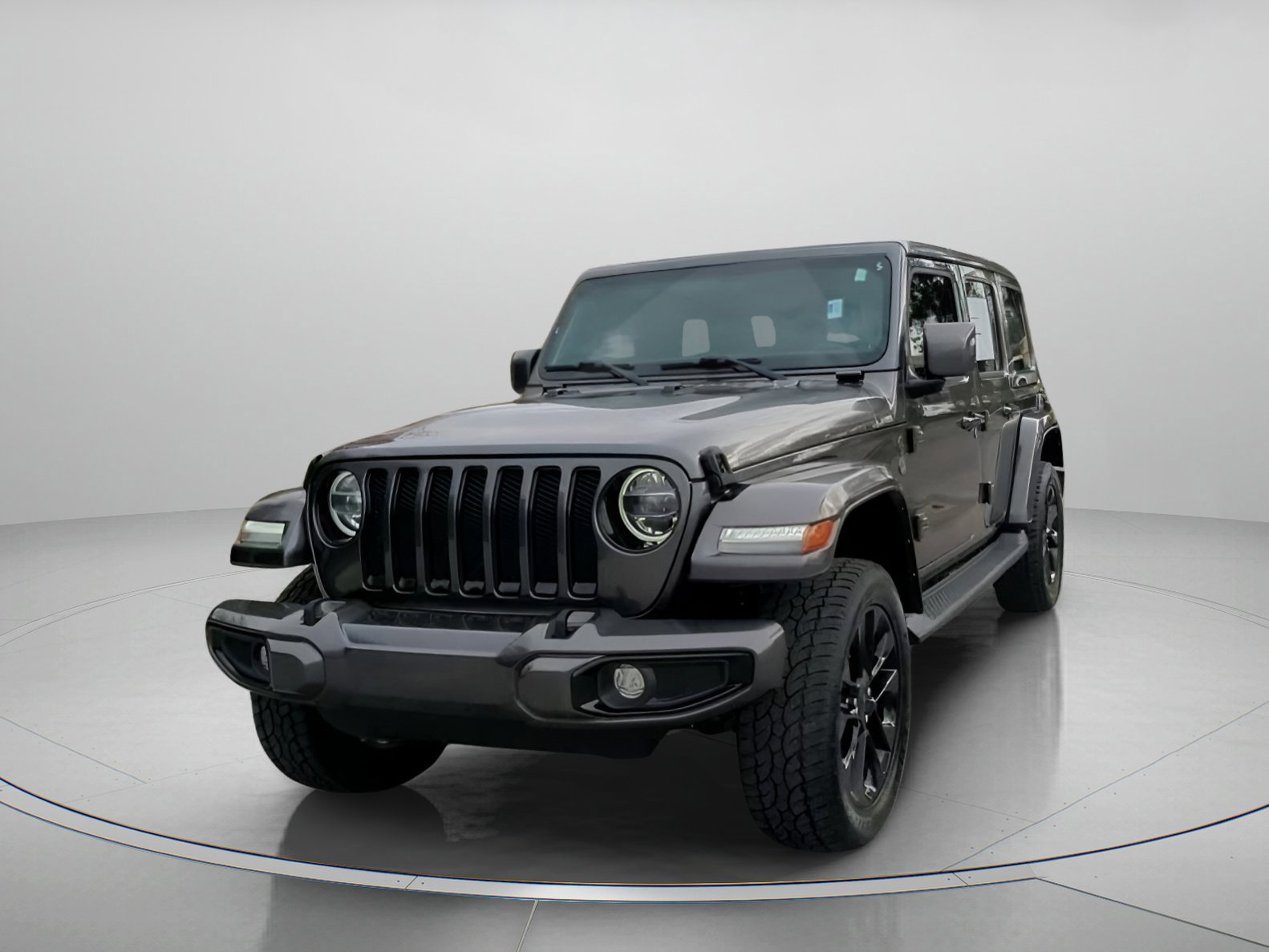 Used 2021 Jeep Wrangler Unlimited Sahara image 3