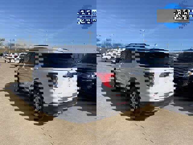 Certified 2020 Ford Explorer XLT w/ Equipment Group 202A image 4