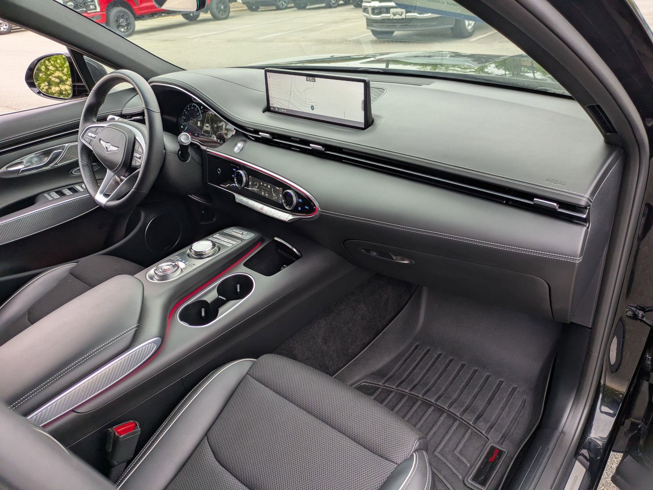 Used 2023 Genesis GV70 2.5T w/ Sport Prestige Package AWD/4WD image 37