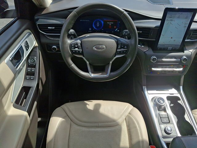 Certified 2020 Ford Explorer Platinum w/ Premium Technology Package AWD/4WD image 13