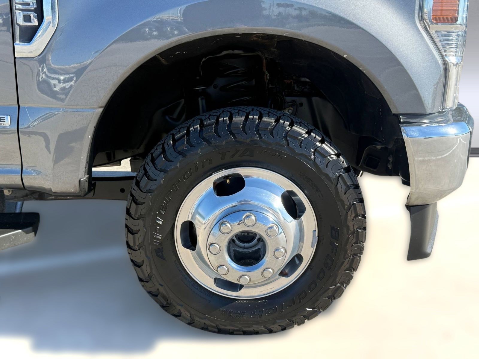 Certified 2022 Ford F350 Lariat w/ Lariat Ultimate Package image 12