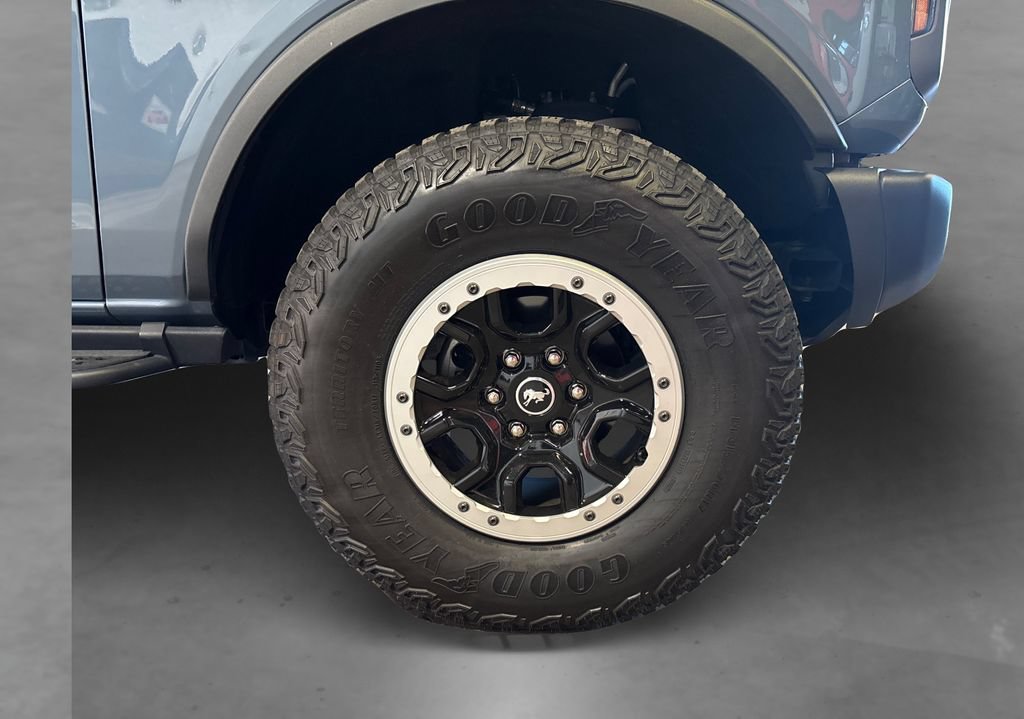 Certified 2023 Ford Bronco Badlands w/ Sasquatch Package AWD/4WD image 19