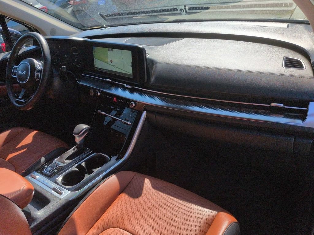 Used 2024 Kia Carnival SX Prestige FWD image 33
