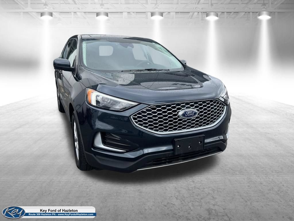 Certified 2023 Ford Edge SEL