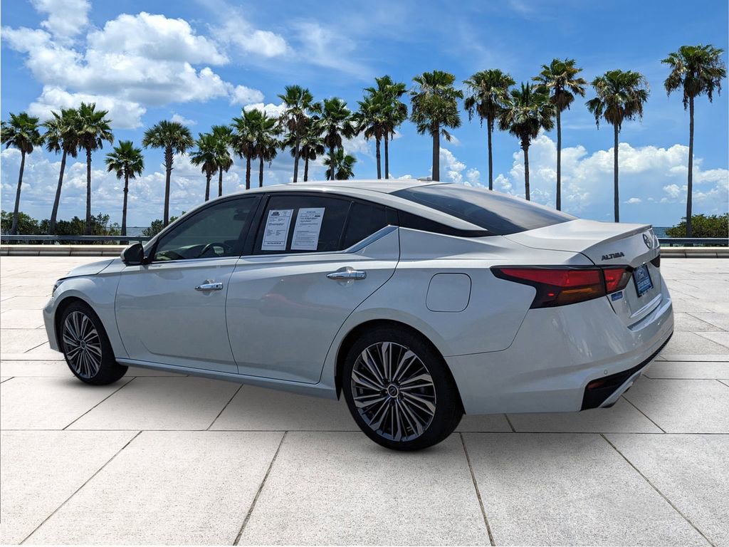 Used 2023 Nissan Altima 2.5 SL image 7