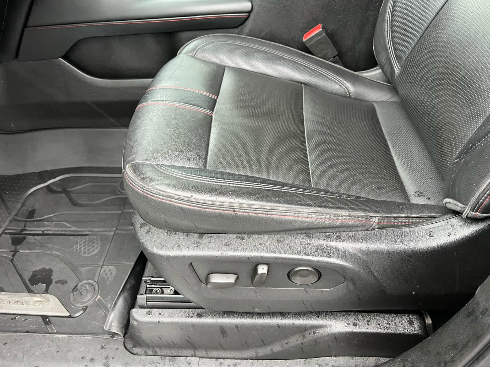 Used 2021 Chevrolet Tahoe RST w/ Luxury Package image 32