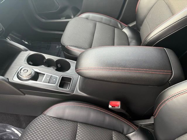 Certified 2024 Ford Escape ST-Line w/ Tech Pack #1 AWD/4WD image 24