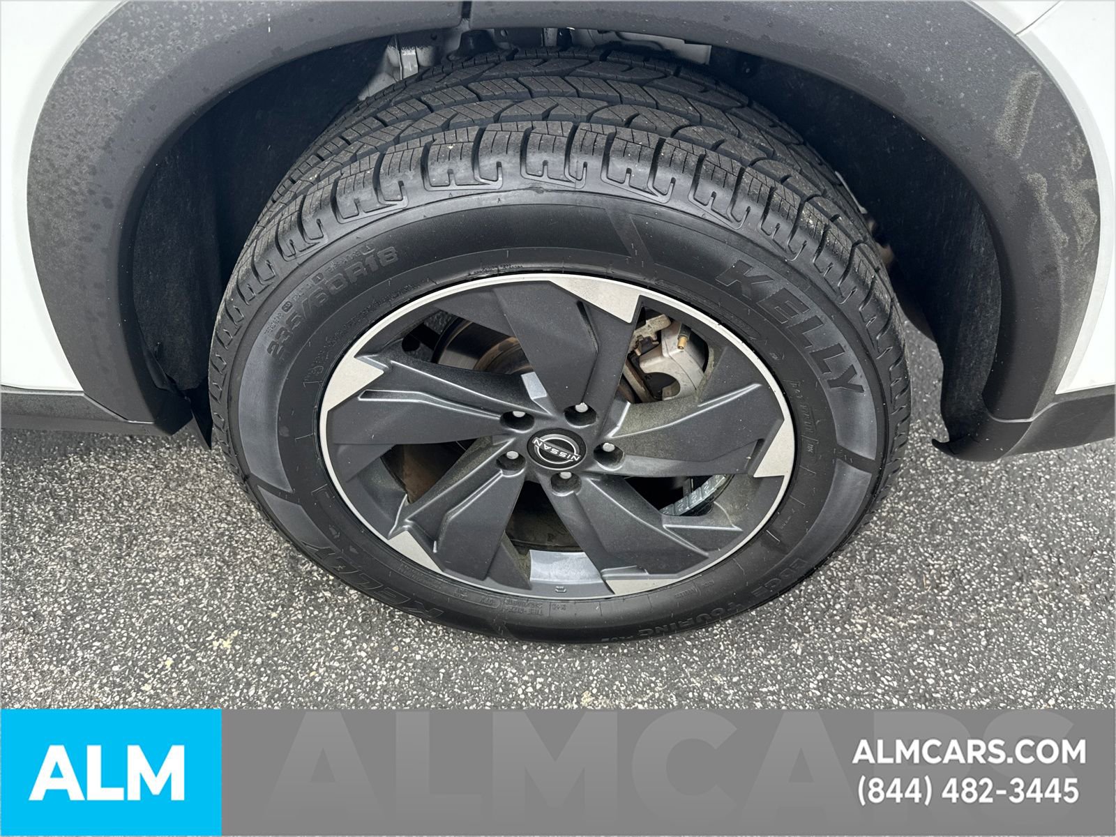 Used 2025 Nissan Rogue SV FWD image 24