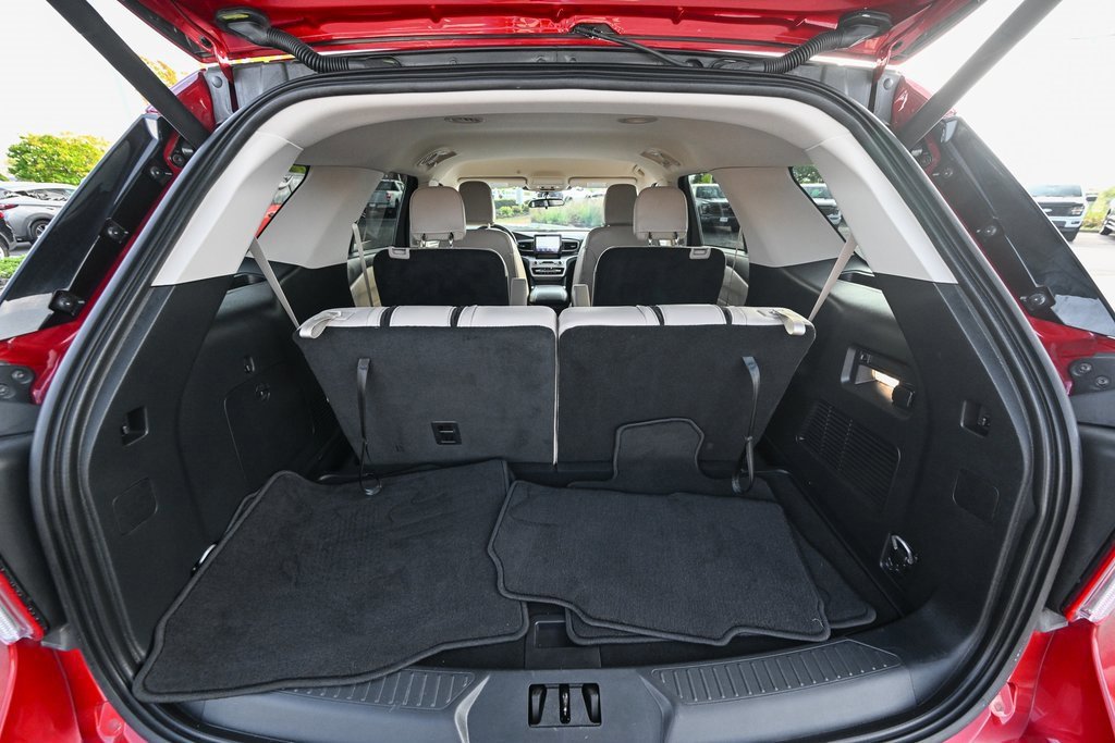 Certified 2023 Ford Explorer XLT w/ Equipment Group 202A image 20