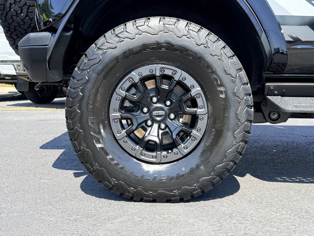 Certified 2025 Ford Bronco Raptor w/ Interior Carbon Fiber Pack AWD/4WD image 35