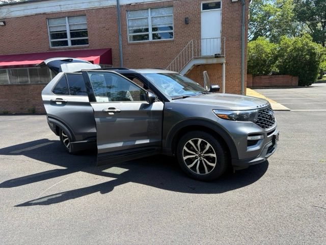 Certified 2023 Ford Explorer ST-Line w/ Class IV Trailer Tow Package AWD/4WD image 32