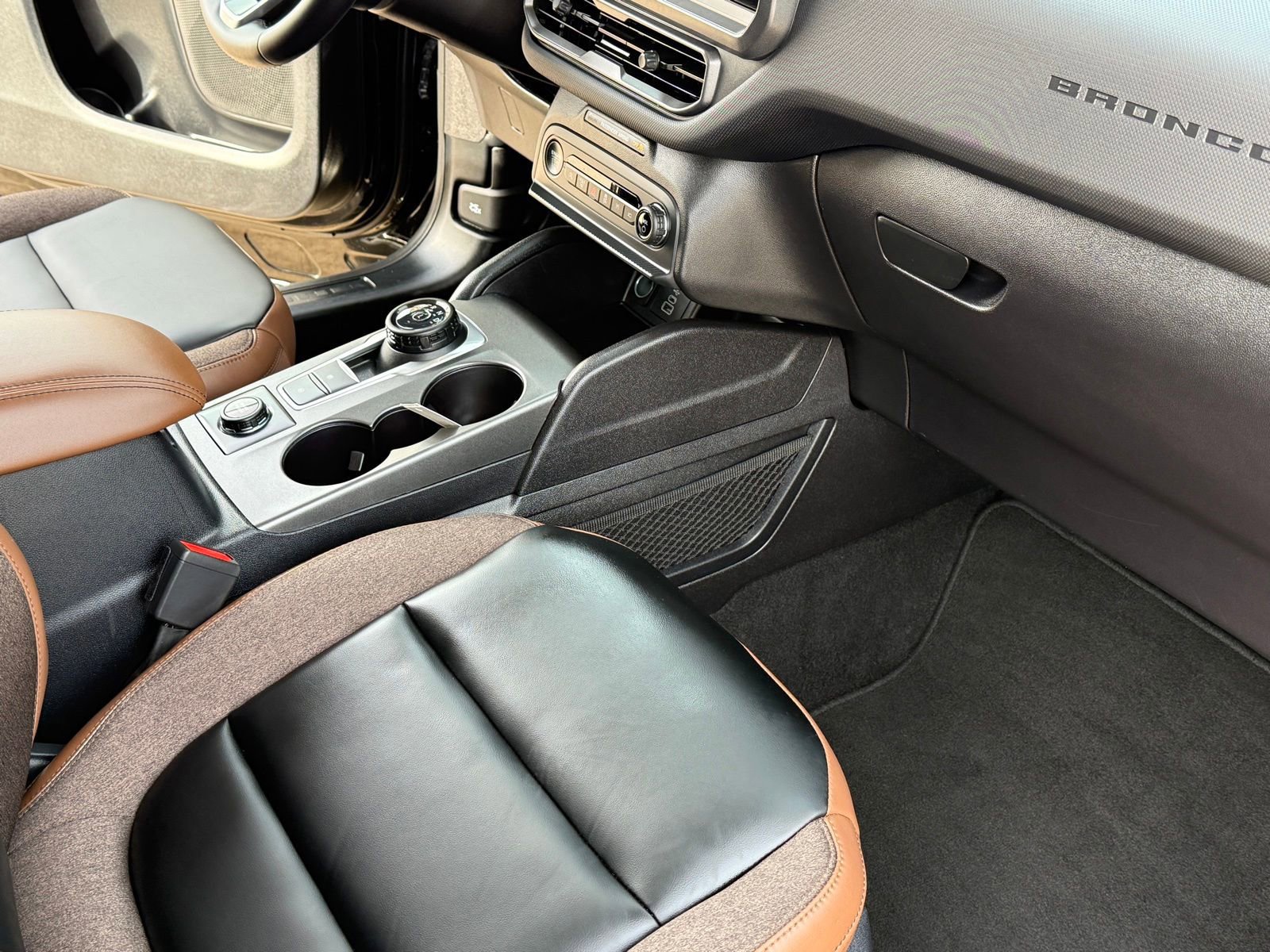 Certified 2025 Ford Bronco Sport Outer Banks w/ Outer Banks Tech Package+ image 18