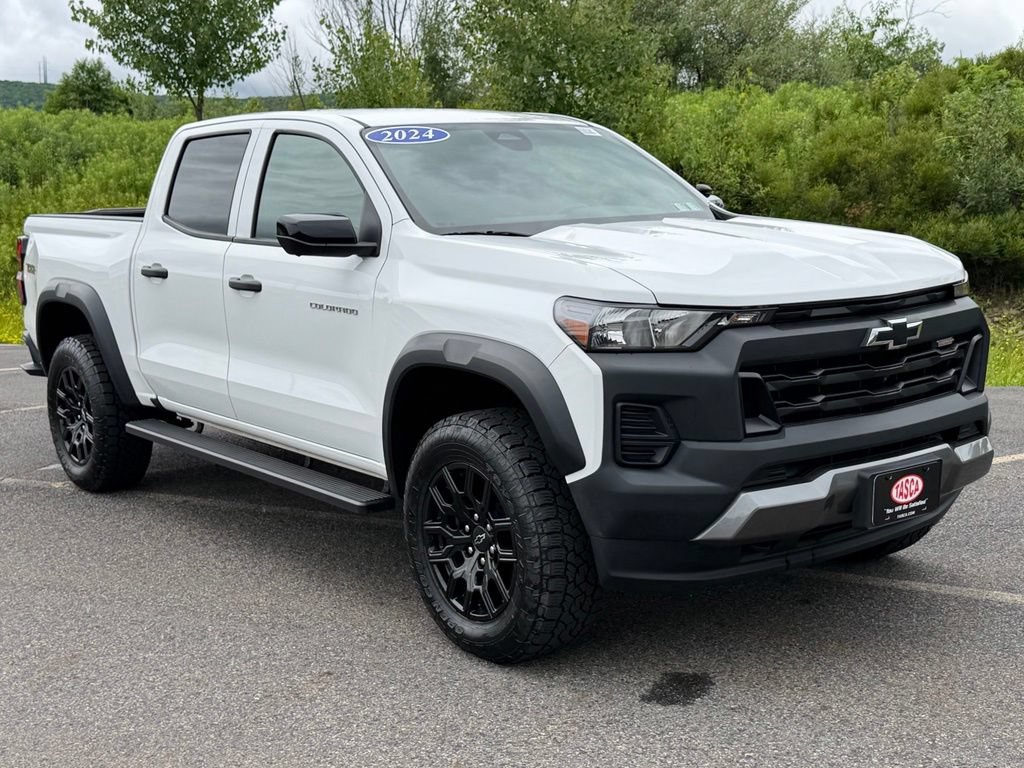 Used 2024 Chevrolet Colorado Trail Boss w/ Technology Package