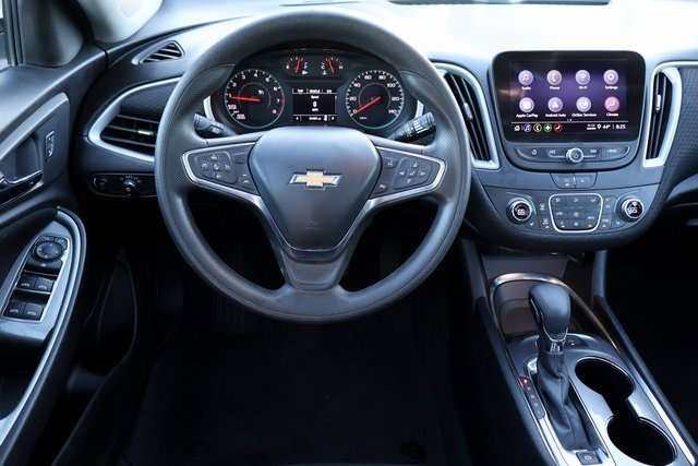 Used 2024 Chevrolet Malibu LT image 4