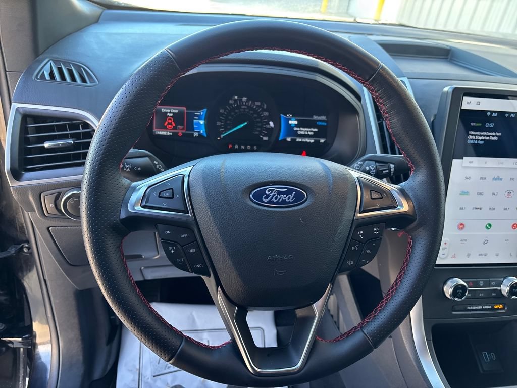 Certified 2024 Ford Edge ST-Line AWD/4WD image 14
