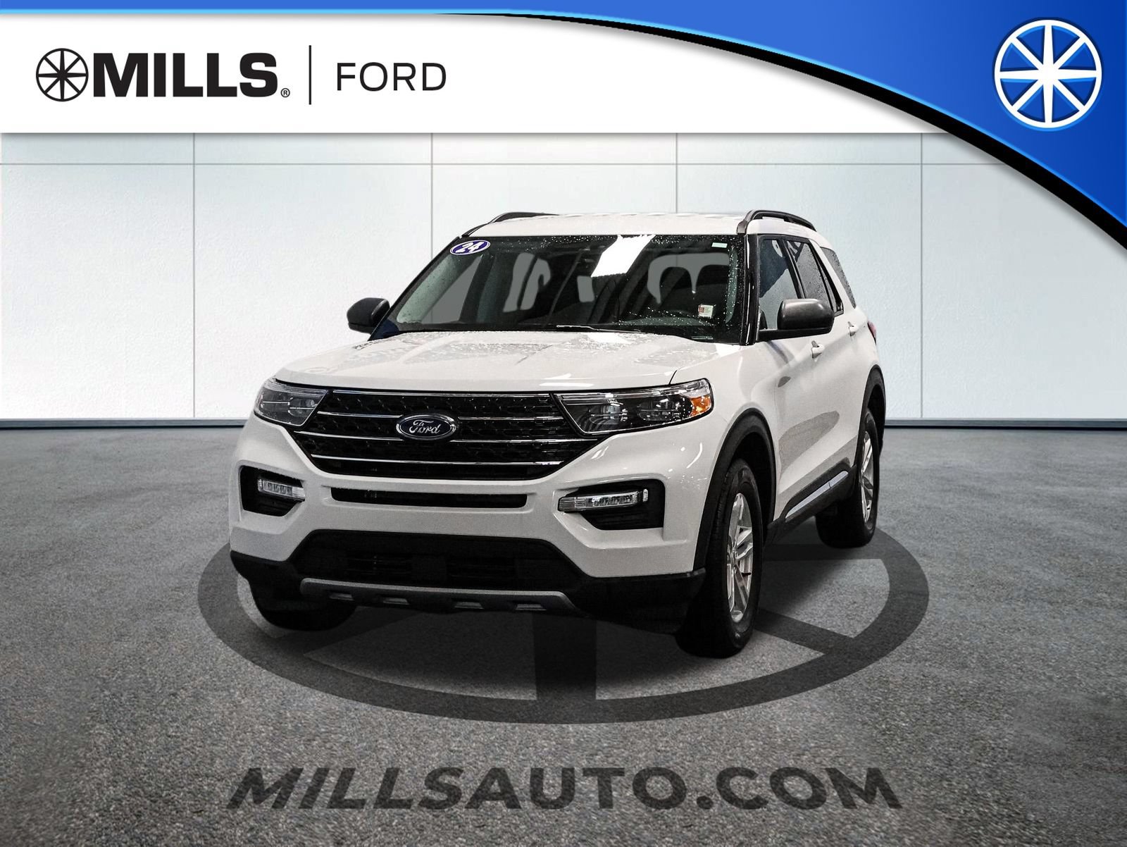 Certified 2024 Ford Explorer XLT w/ Equipment Group 202A AWD/4WD image 1