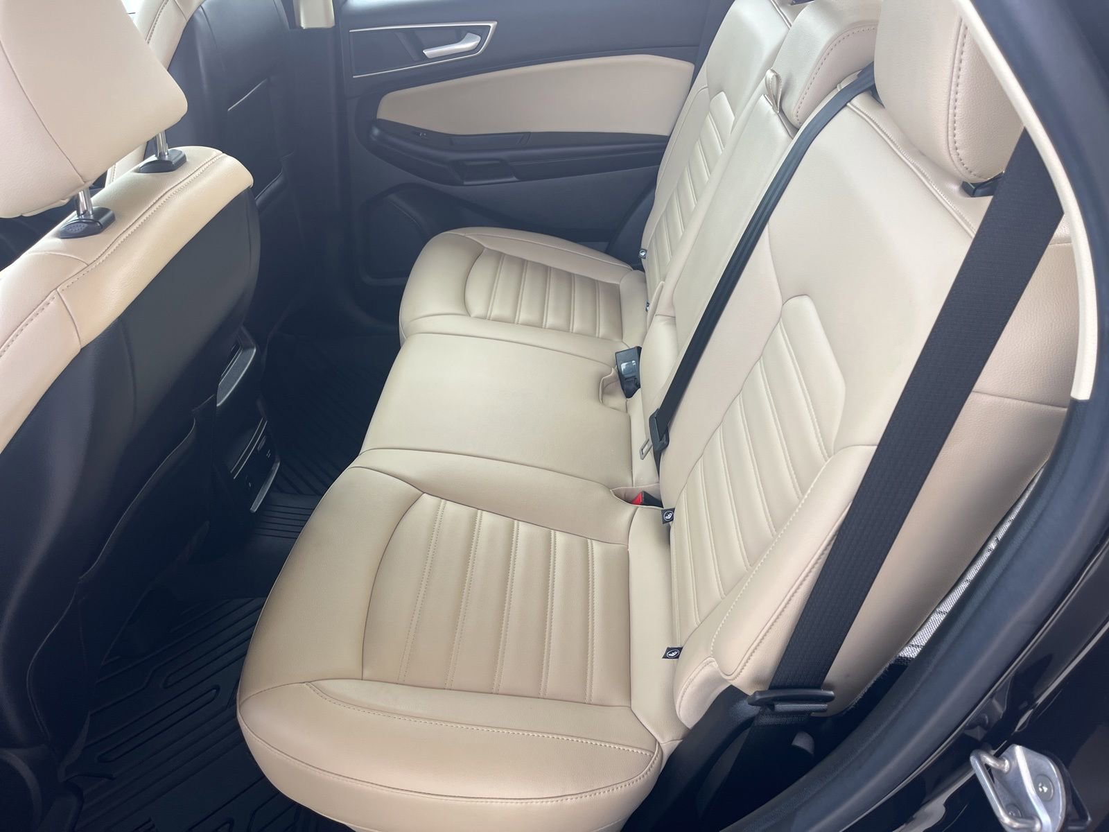 Certified 2023 Ford Edge SEL w/ Convenience Package AWD/4WD image 12