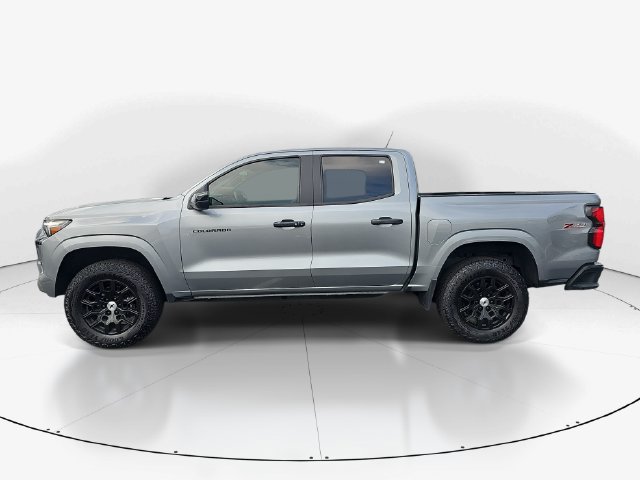 Used 2024 Chevrolet Colorado Z71 w/ Z71 Convenience Package 2 AWD/4WD image 8