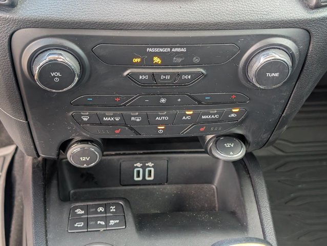 Certified 2021 Ford Ranger Lariat w/ Tremor Off-Road Package AWD/4WD image 22