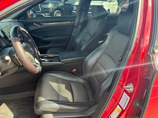 Used 2018 Honda Accord Sport image 5