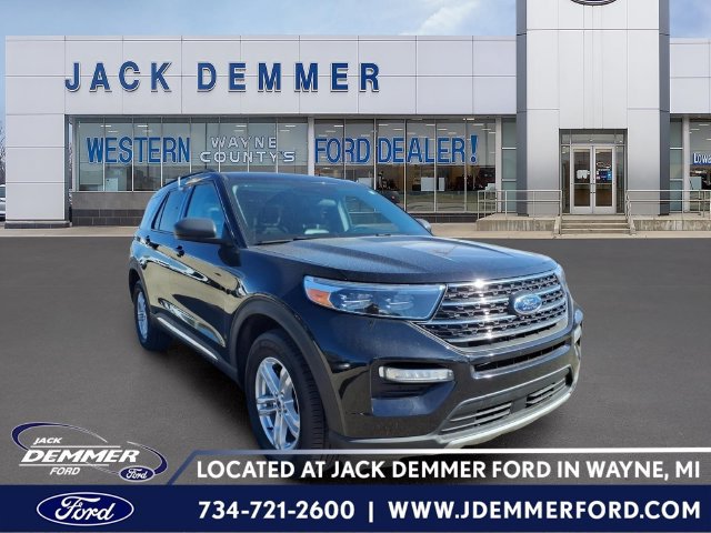 Certified 2023 Ford Explorer XLT w/ Equipment Group 202A