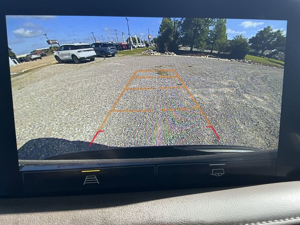 Used 2022 Chevrolet Tahoe LT RWD image 16