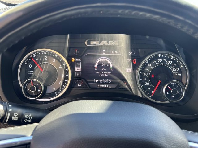 Used 2022 RAM 1500 Laramie AWD/4WD image 19