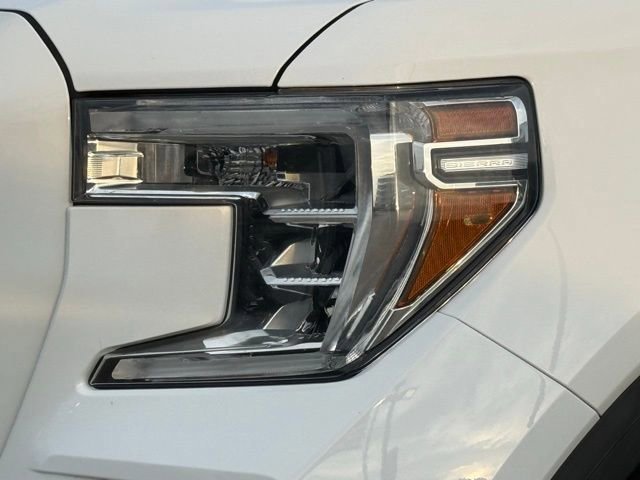 Used 2020 GMC Sierra 1500 Elevation w/ Elevation Value Package AWD/4WD image 9