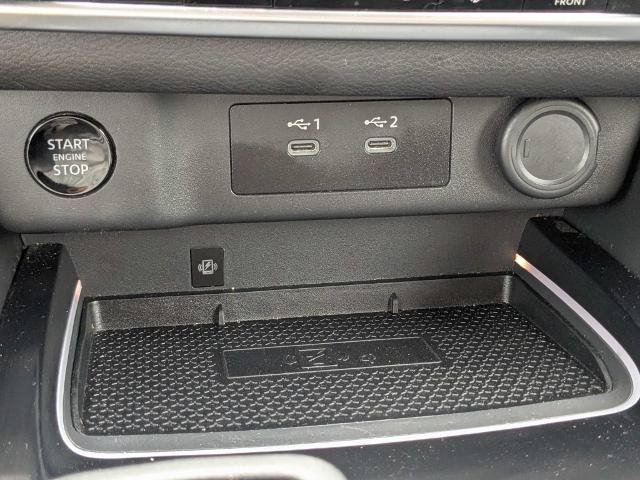 Used 2026 Nissan Rogue SL FWD image 23