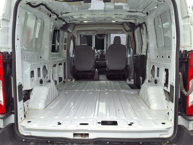 Certified 2017 Ford Transit 150 130 Low Roof RWD image 9