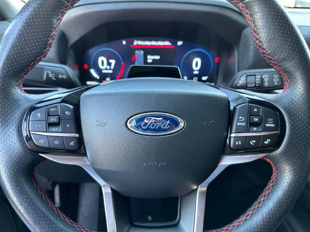 Certified 2025 Ford Explorer ST-Line AWD/4WD image 21
