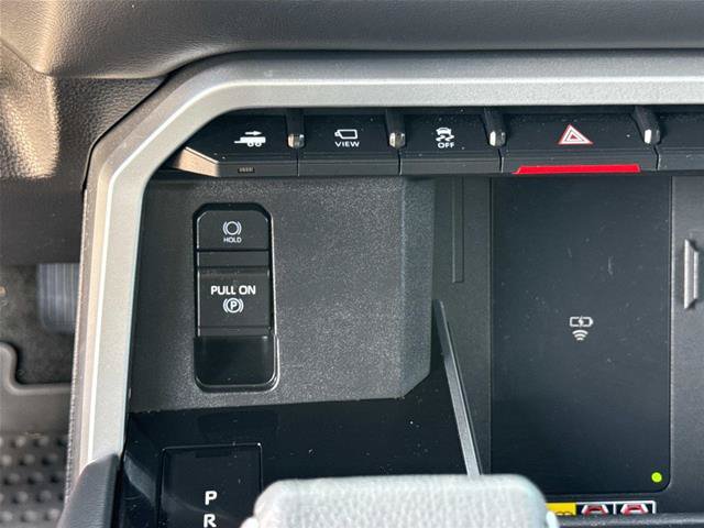 Used 2025 Toyota Tundra Platinum AWD/4WD image 25