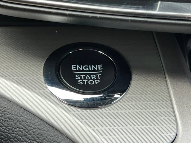 Certified 2023 Ford Explorer XLT w/ Equipment Group 202A image 31