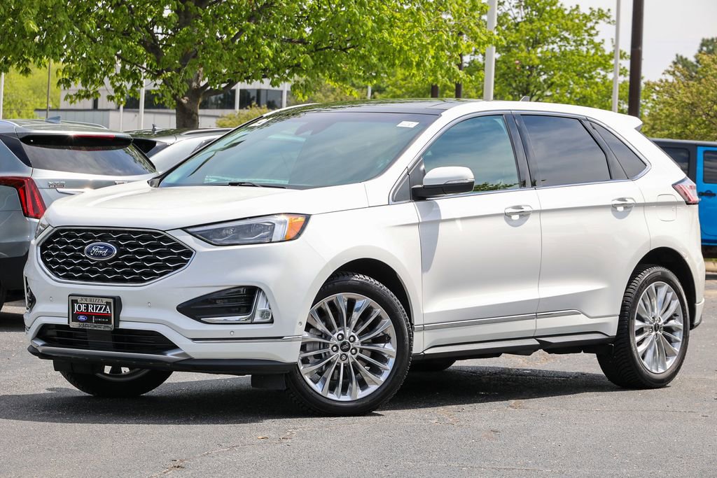 Certified 2021 Ford Edge Titanium w/ Equipment Group 301A AWD/4WD image 17