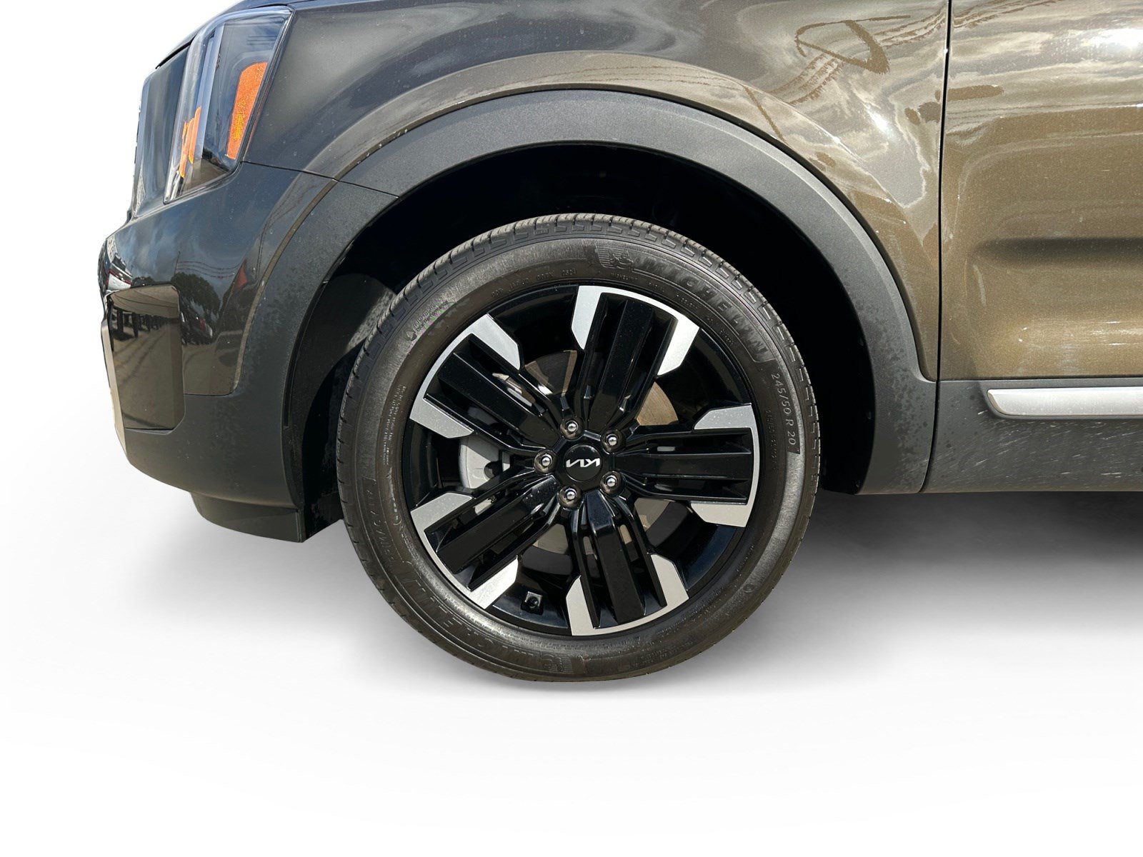 Used 2024 Kia Telluride SX Prestige w/ Towing Package AWD/4WD image 9