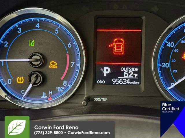 Used 2018 Toyota Corolla LE image 15