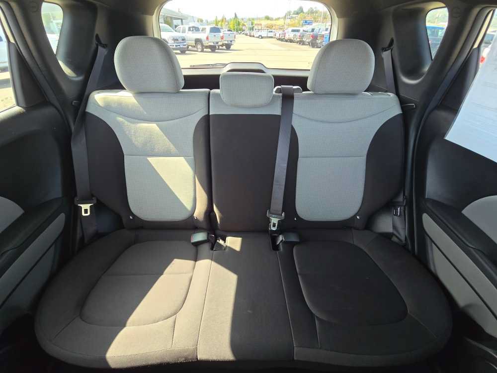Used 2019 Kia Soul FWD image 17