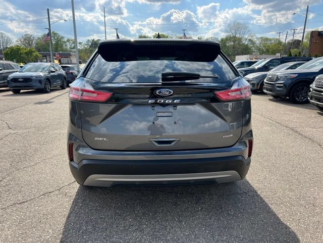 Certified 2023 Ford Edge SEL w/ Convenience Package AWD/4WD image 5