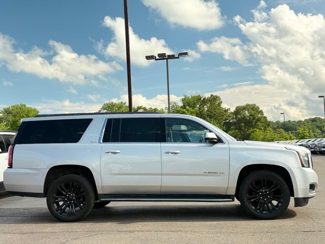 Used 2018 GMC Yukon XL SLT w/ Open Road Package AWD/4WD image 38