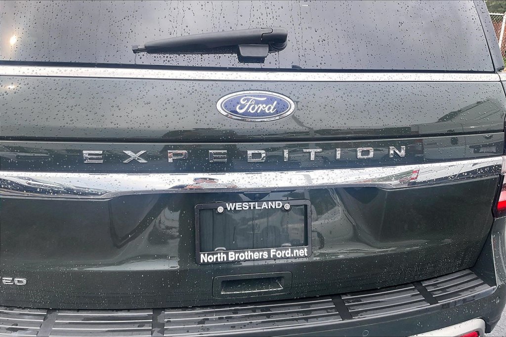 Certified 2023 Ford Expedition Limited AWD/4WD image 32