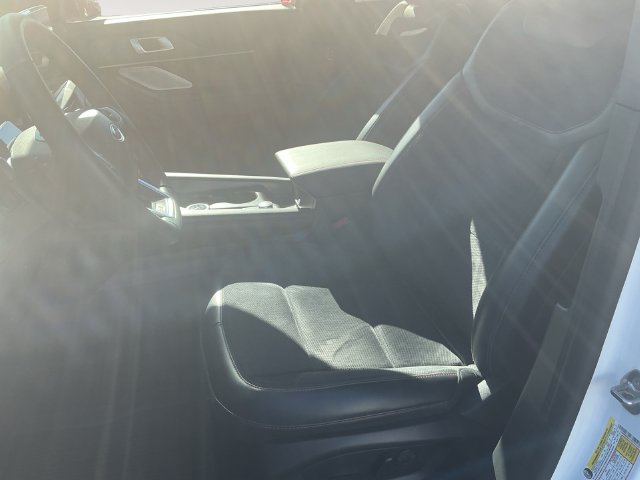 Certified 2025 Ford Explorer ST AWD/4WD image 11